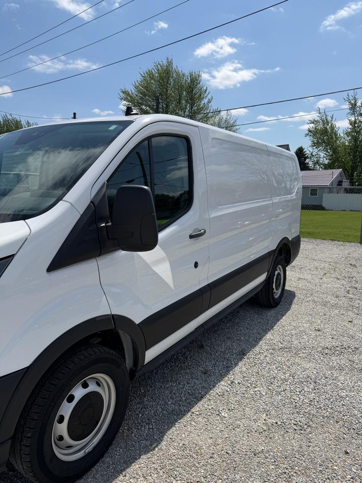 Ford Transit Cargo Van T-250 130" Low Rf 9070 GVWR RWD 2024