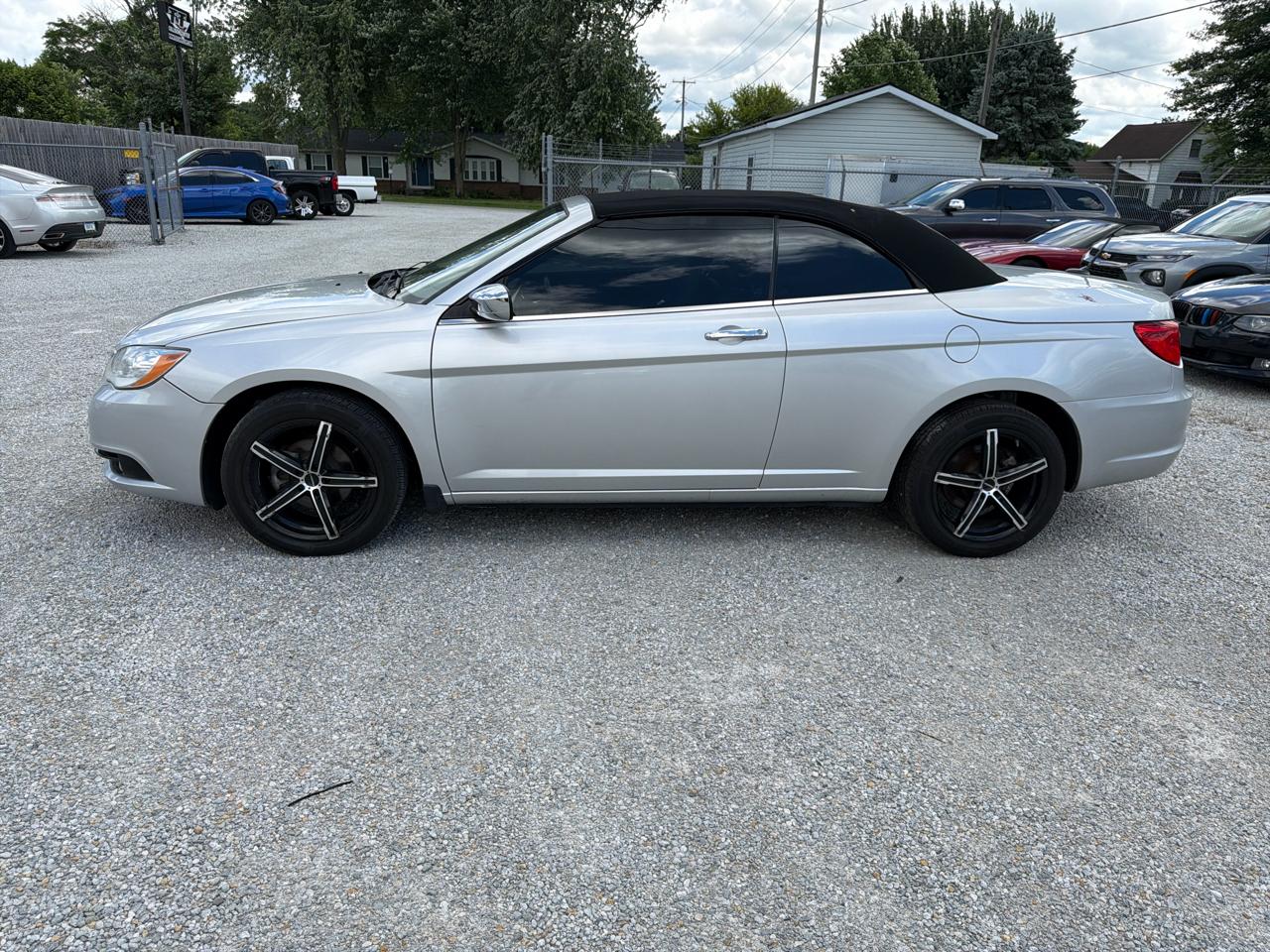 Chrysler 200 2dr Conv Limited 2011