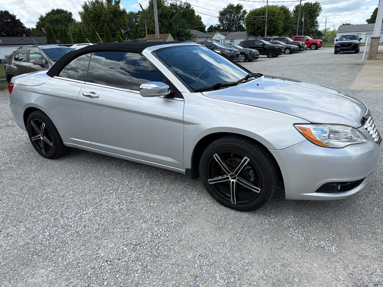 Chrysler 200 2dr Conv Limited 2011