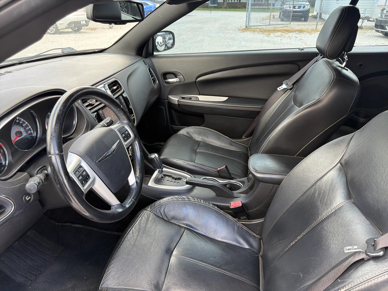Chrysler 200 2dr Conv Limited 2011