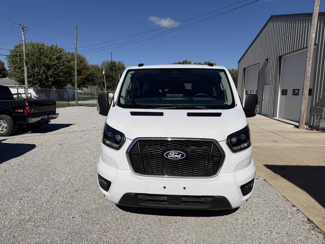 Ford Transit Passenger Wagon T-350 148" Low Roof XLT RWD 2026