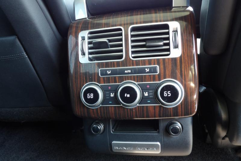 2016 Land Rover Range Rover SuperCharged photo 16
