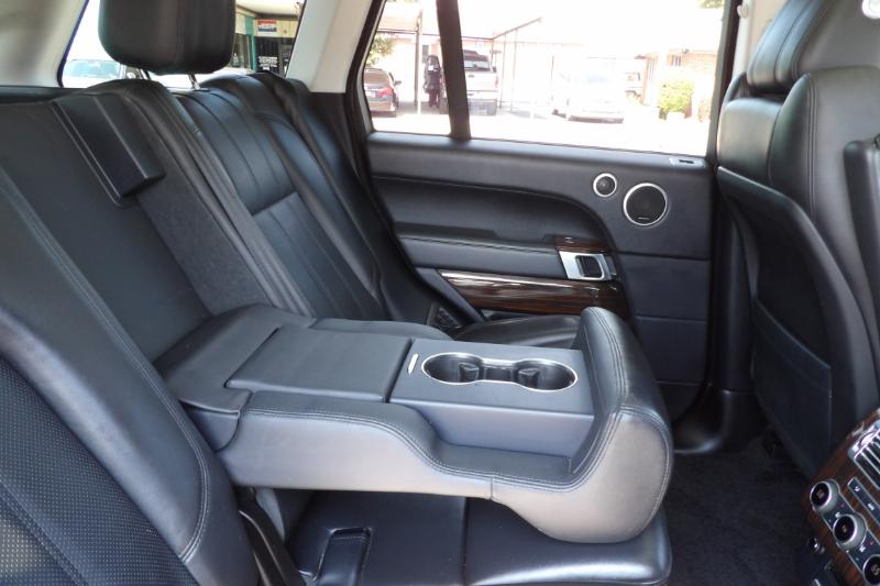 2016 Land Rover Range Rover SuperCharged photo 17