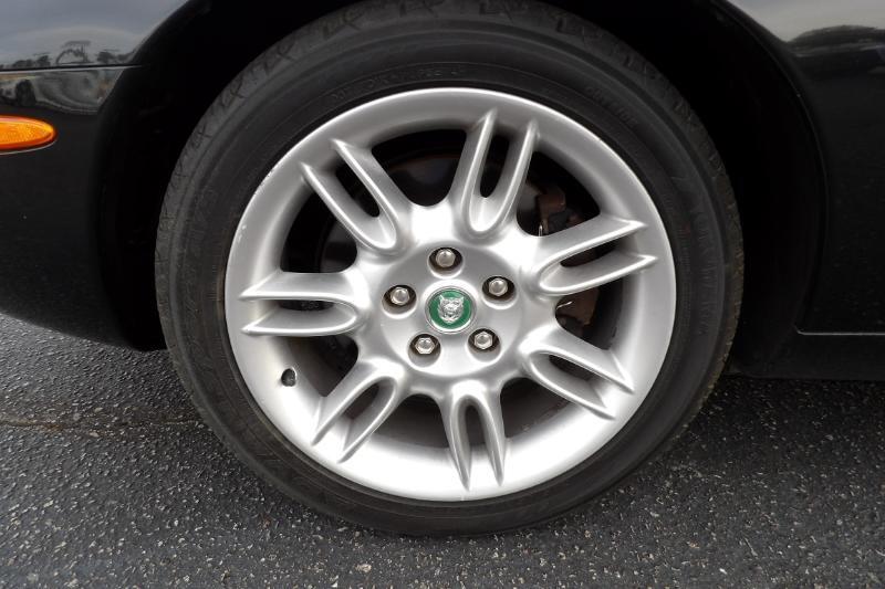 Jaguar XK-Series XK8 Convertible 2002