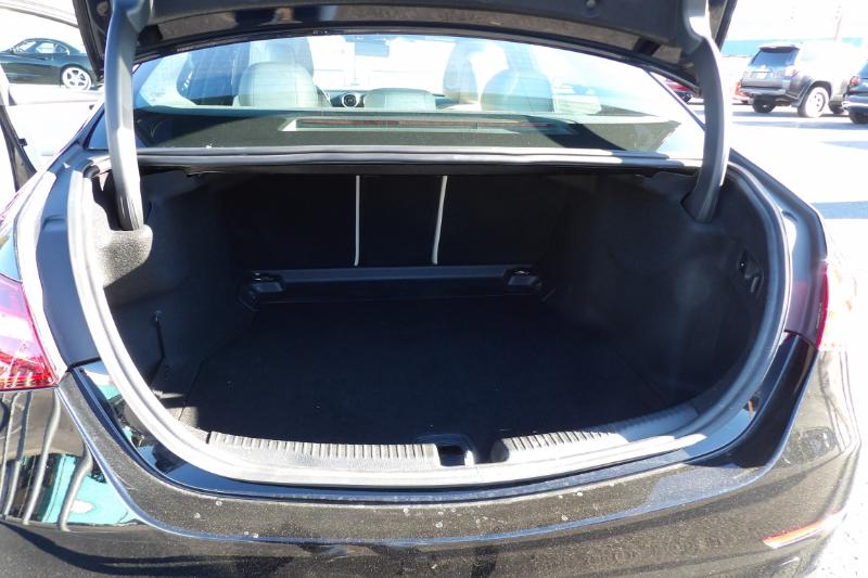 Mercedes-Benz C-Class C300 Sedan 2022