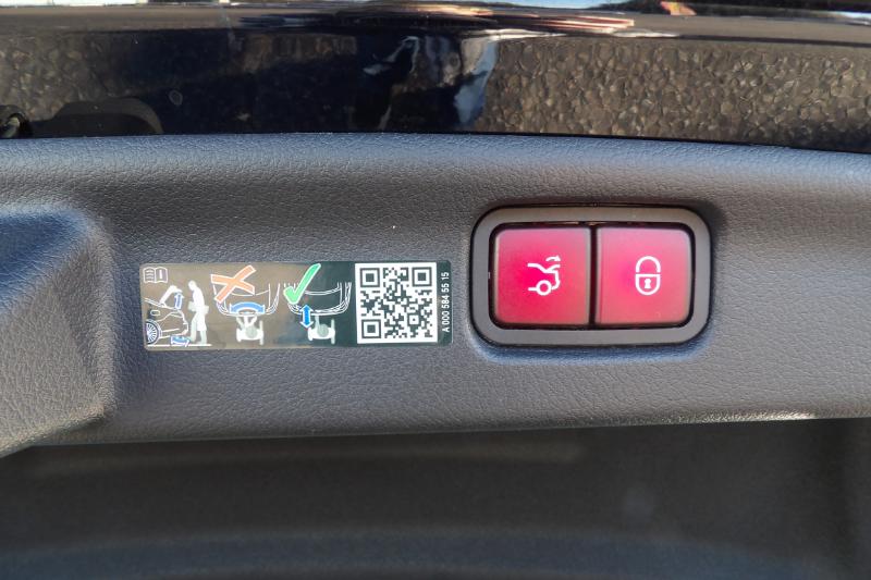 Mercedes-Benz C-Class C300 Sedan 2022