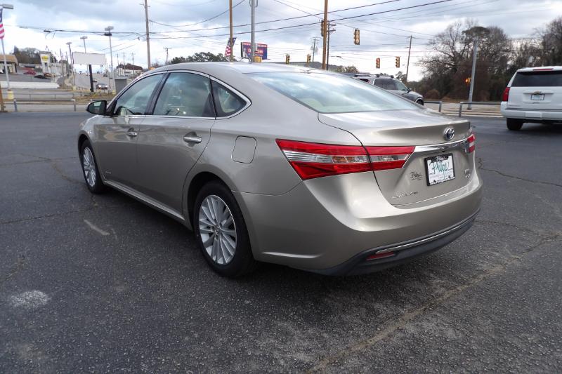 Toyota Avalon Hybrid XLE Premium 2013