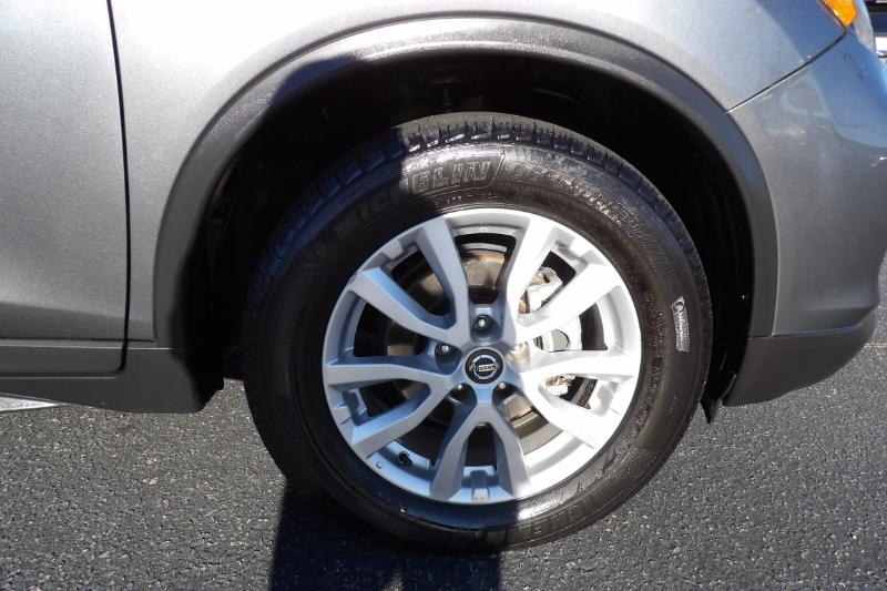 Nissan Rogue SV 2WD 2018