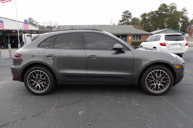 Porsche Macan  2018
