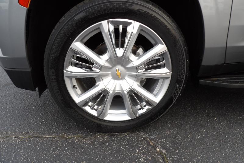 Chevrolet Suburban High Country 2023