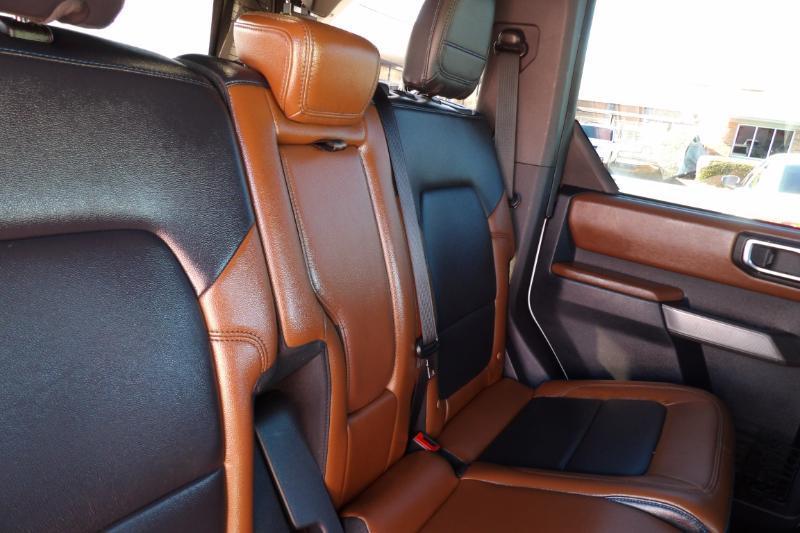 Ford Bronco Base 4-Door w/Advanced 2023