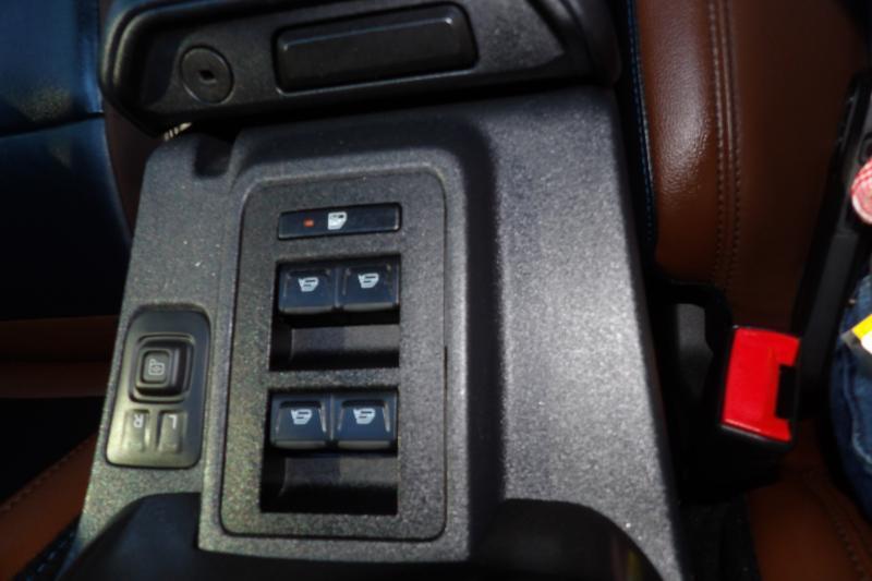 Ford Bronco Base 4-Door w/Advanced 2023