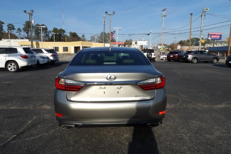 Lexus ES 350 Sedan 2017