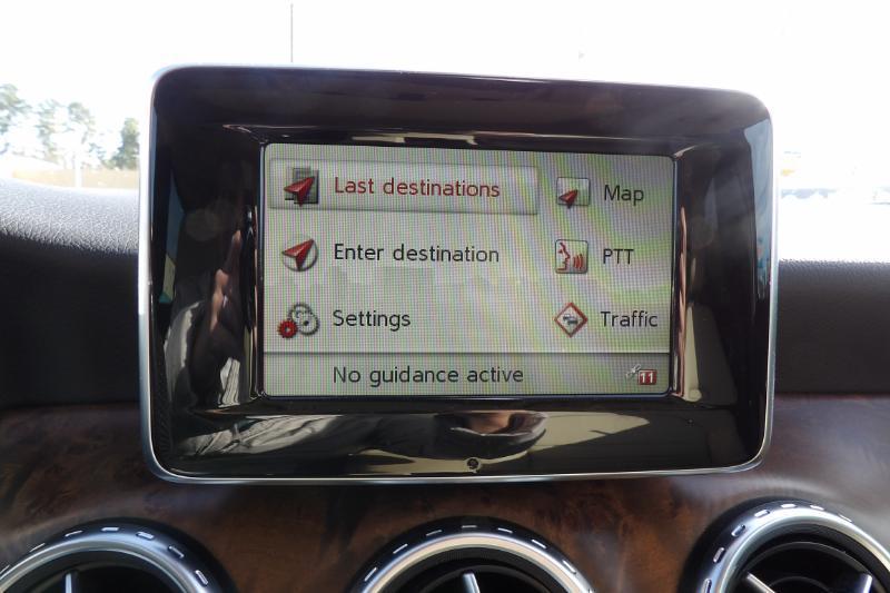 Mercedes-Benz GLA-Class GLA250 2015