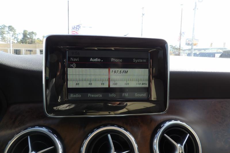 Mercedes-Benz GLA-Class GLA250 2015