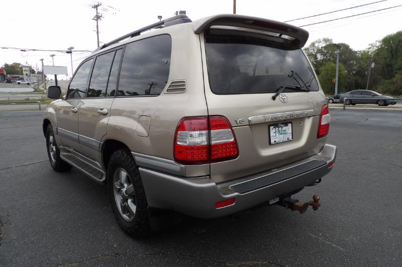 Toyota Land Cruiser 4WD 2006