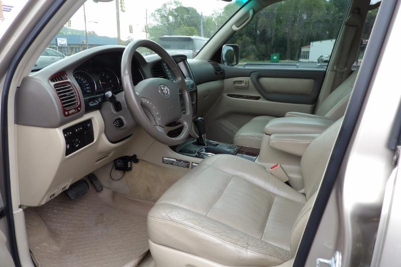 Toyota Land Cruiser 4WD 2006