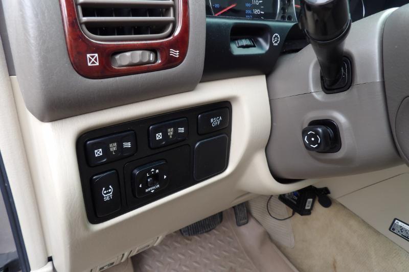 Toyota Land Cruiser 4WD 2006