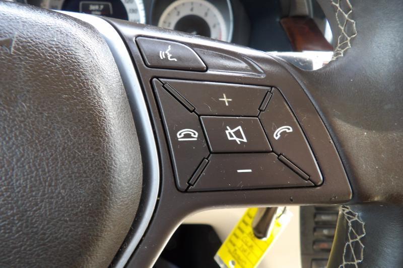 Mercedes-Benz GLK-Class GLK350 2013