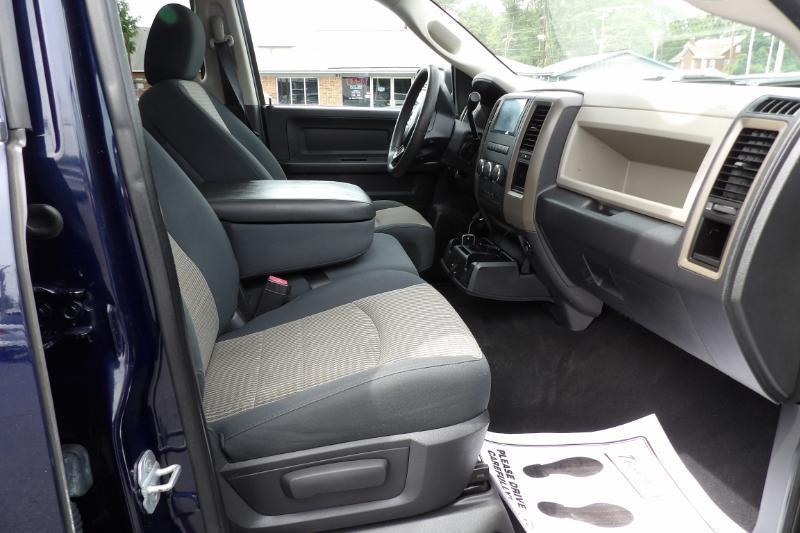 RAM 1500 ST Quad Cab 2WD 2012