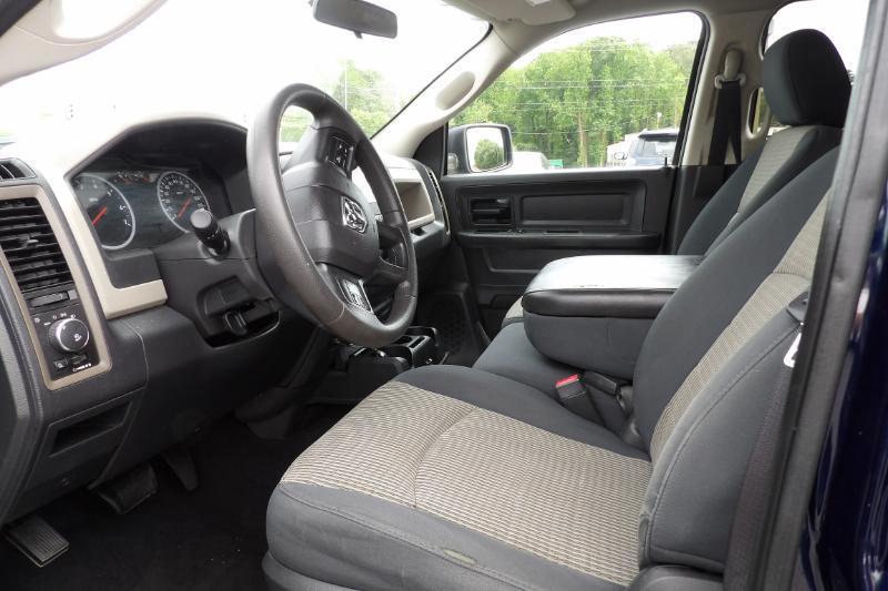 RAM 1500 ST Quad Cab 2WD 2012