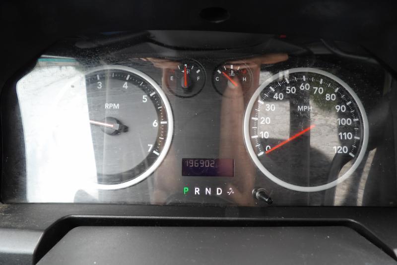 RAM 1500 ST Quad Cab 2WD 2012