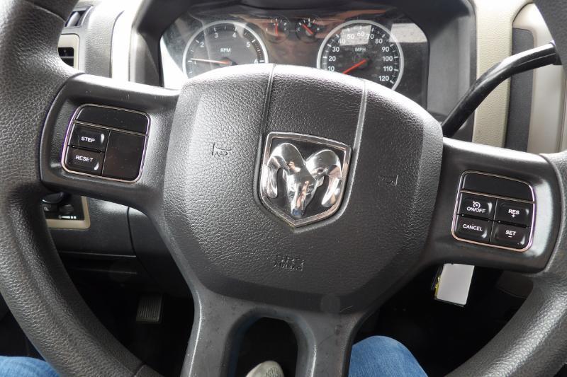 RAM 1500 ST Quad Cab 2WD 2012