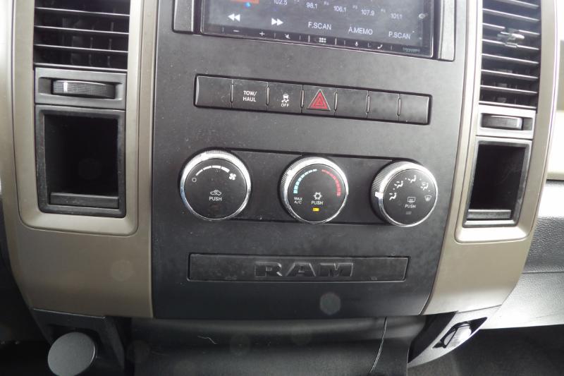 RAM 1500 ST Quad Cab 2WD 2012