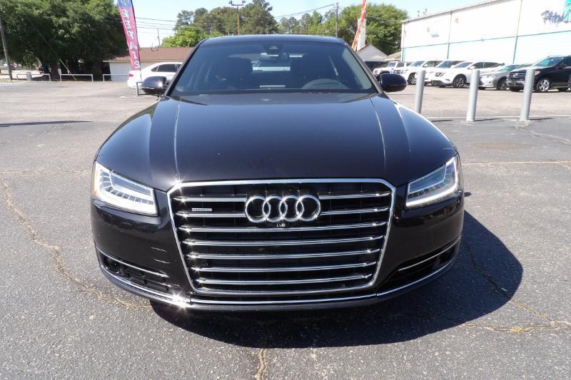 Audi A8 L 4.0T quattro 2015