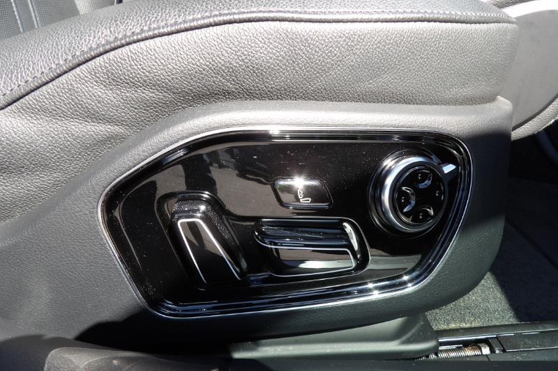 Audi A8 L 4.0T quattro 2015