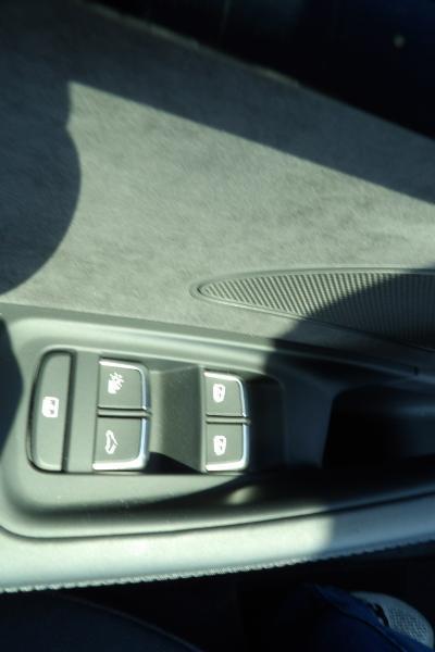 Audi A8 L 4.0T quattro 2015