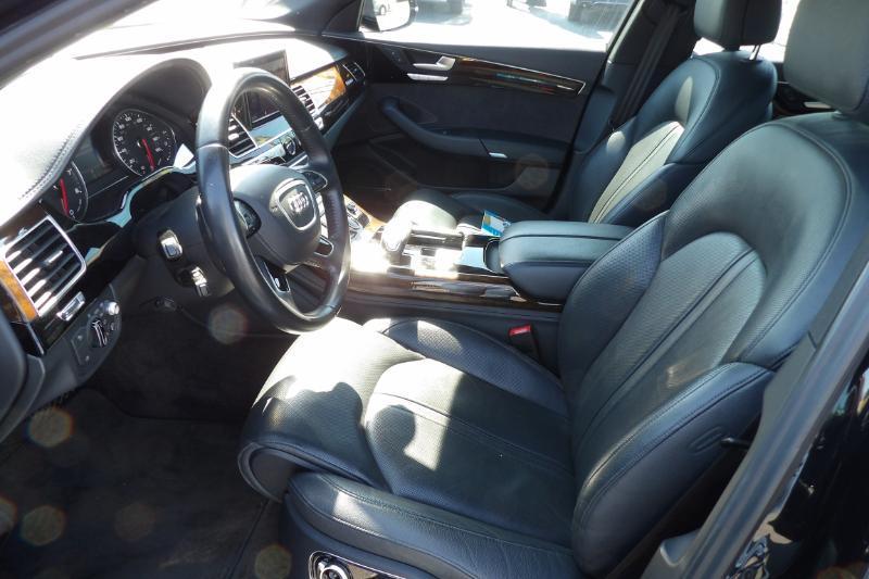 Audi A8 L 4.0T quattro 2015