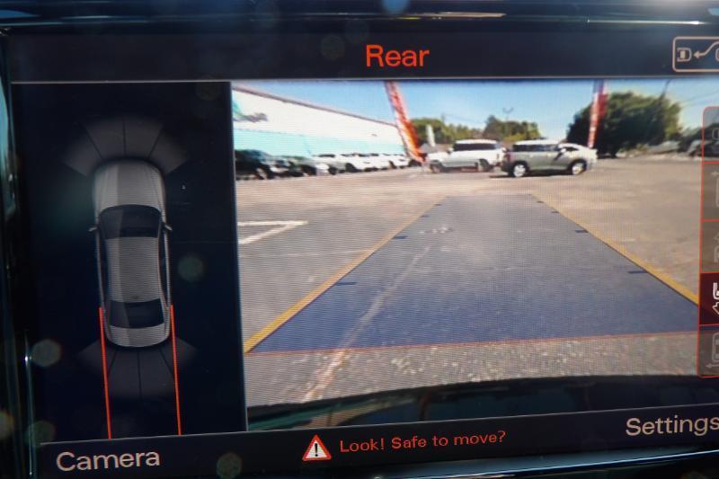 Audi A8 L 4.0T quattro 2015