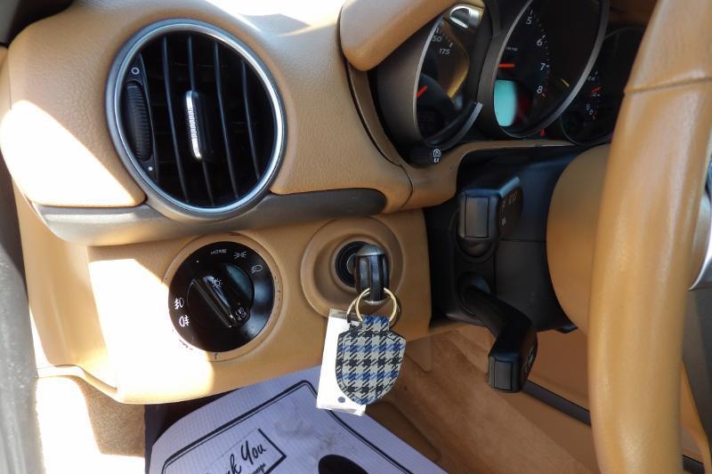 Porsche Boxster Base 2006