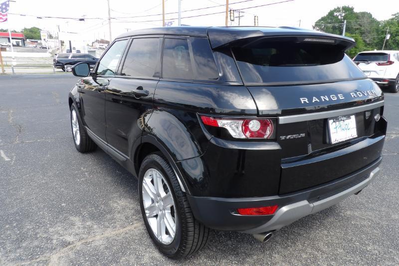 Land Rover Range Rover Evoque Pure Plus 5-Door 2015