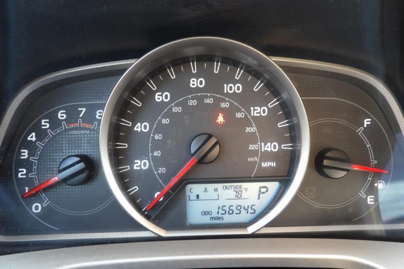 Toyota RAV4 XLE FWD 2014