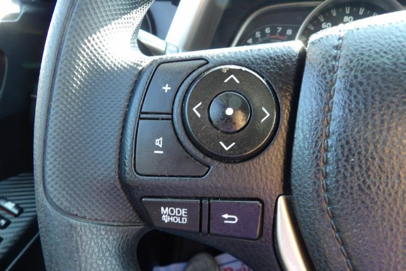 Toyota RAV4 XLE FWD 2014