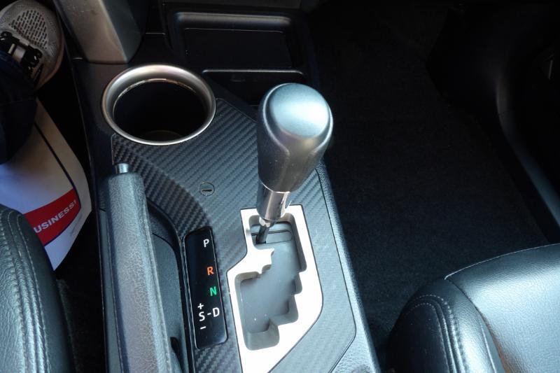 Toyota RAV4 XLE FWD 2014
