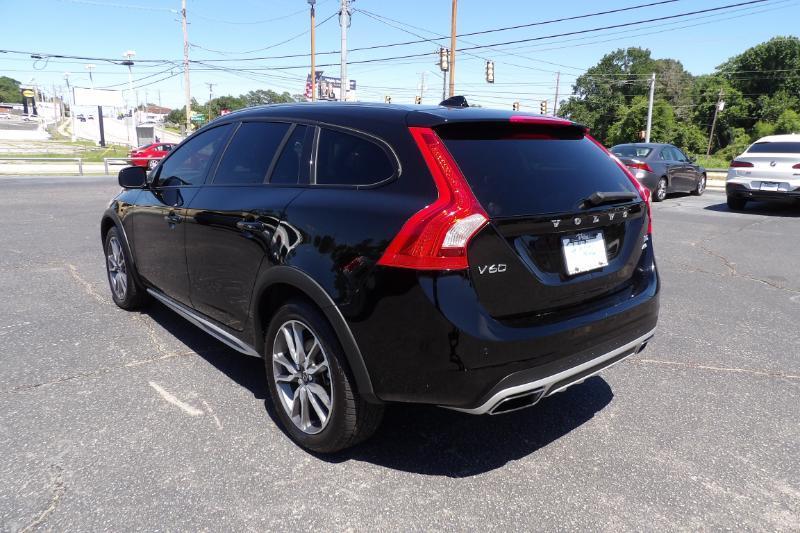 Volvo V60 Cross Country T5 Premier 2015