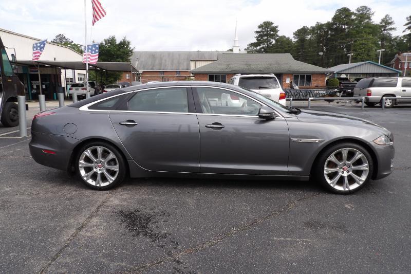 Jaguar XJ-Series XJL Portfolio 2018