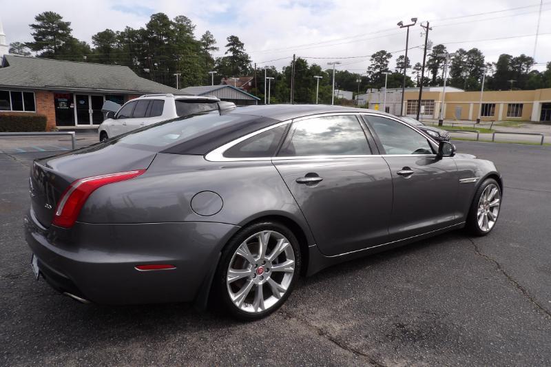 Jaguar XJ-Series XJL Portfolio 2018