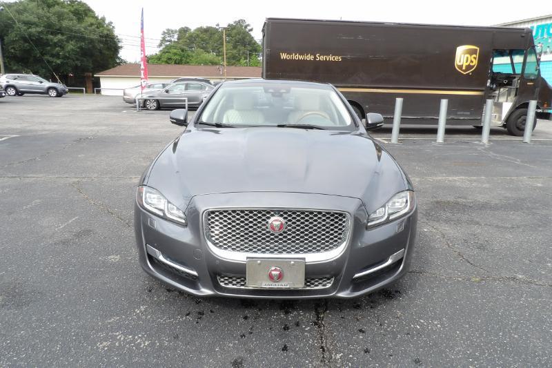 Jaguar XJ-Series XJL Portfolio 2018