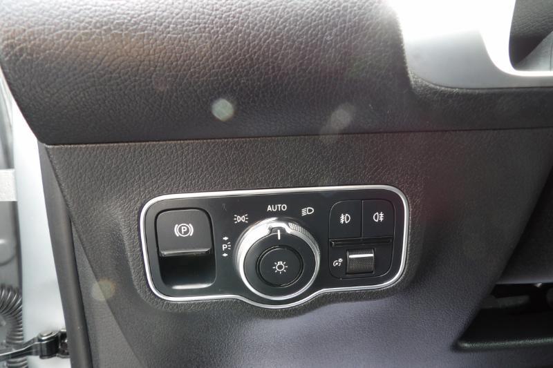 Mercedes-Benz GLB-Class GLB 250 2022