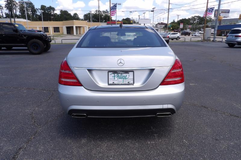 Mercedes-Benz S-Class S550 2013