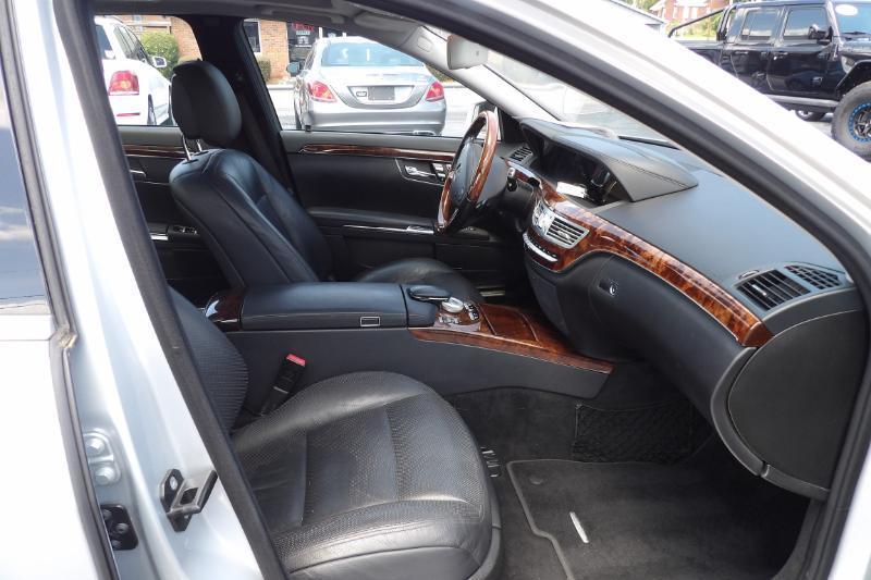 Mercedes-Benz S-Class S550 2013