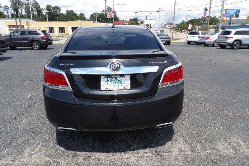 Buick LaCrosse CXS 2011