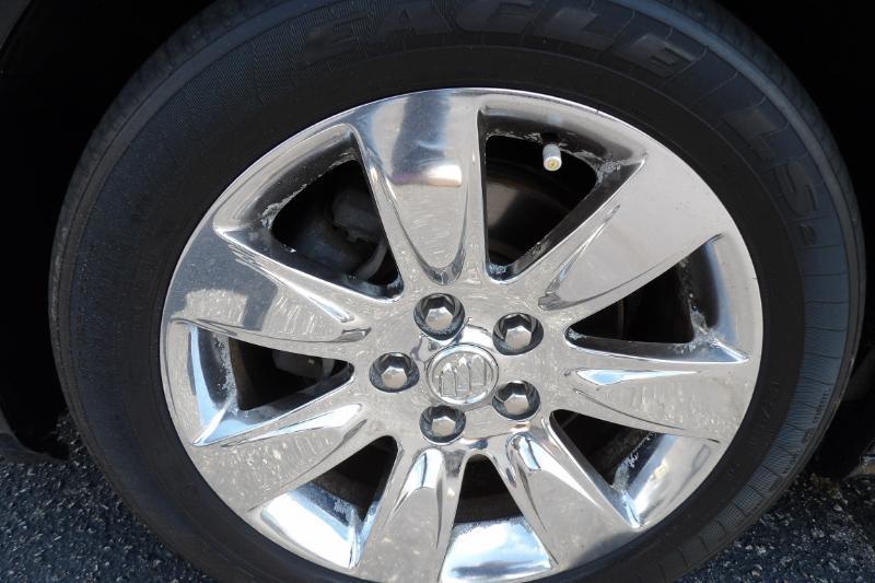 Buick LaCrosse CXS 2011