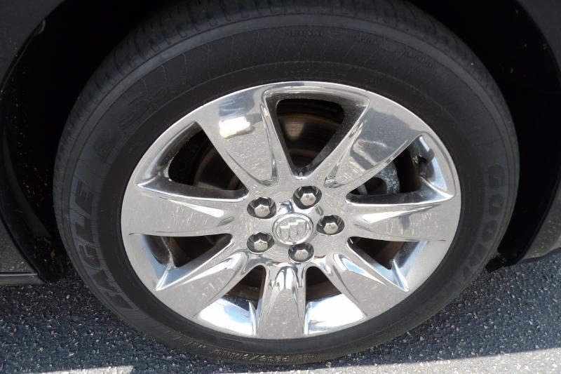 Buick LaCrosse CXS 2011