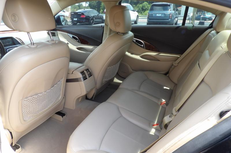 Buick LaCrosse CXS 2011