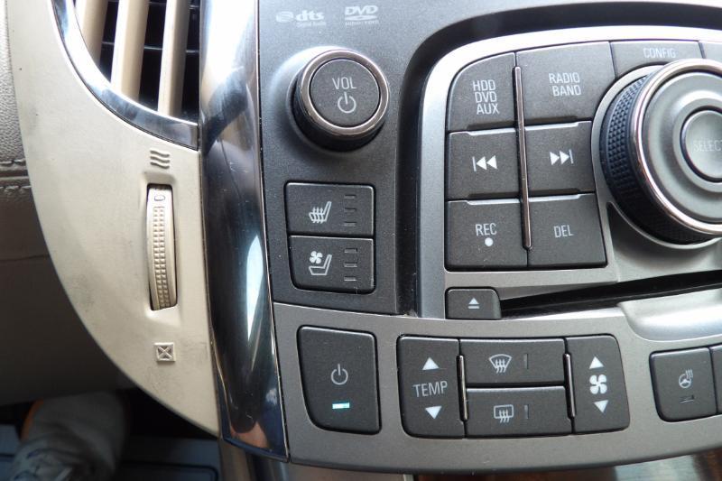 Buick LaCrosse CXS 2011